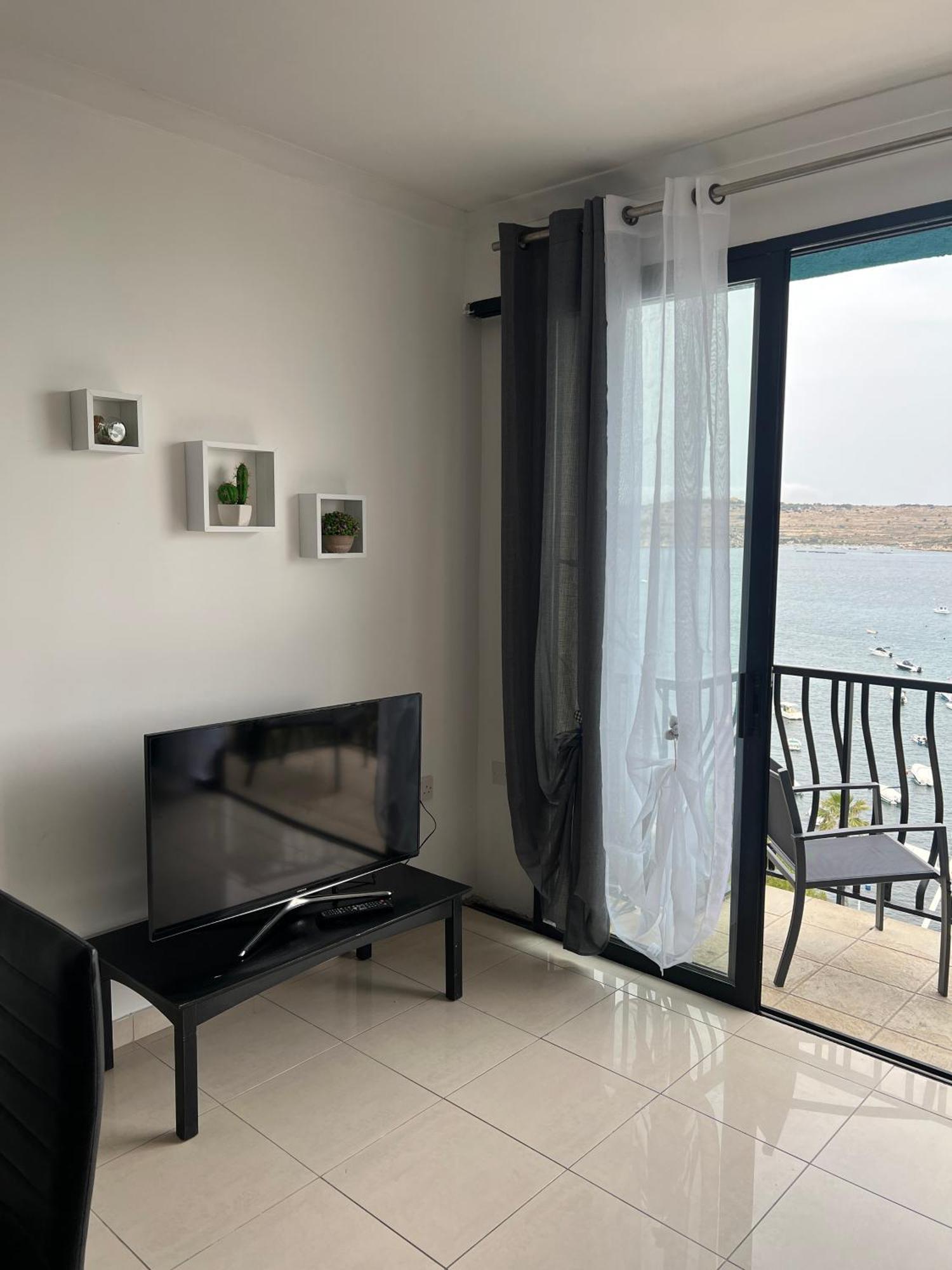 Sea View Penthouse Apartment St. Paul's Bay Exterior foto